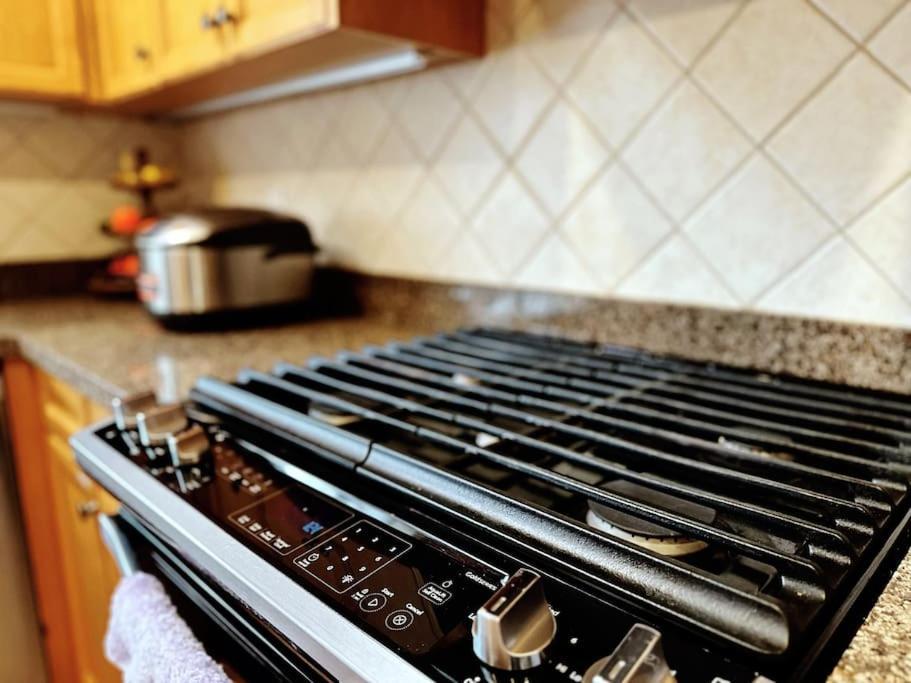 Super Cosy 8Bed & 6Bath In Vancouver Heart Near To Airport And Downtown מראה חיצוני תמונה