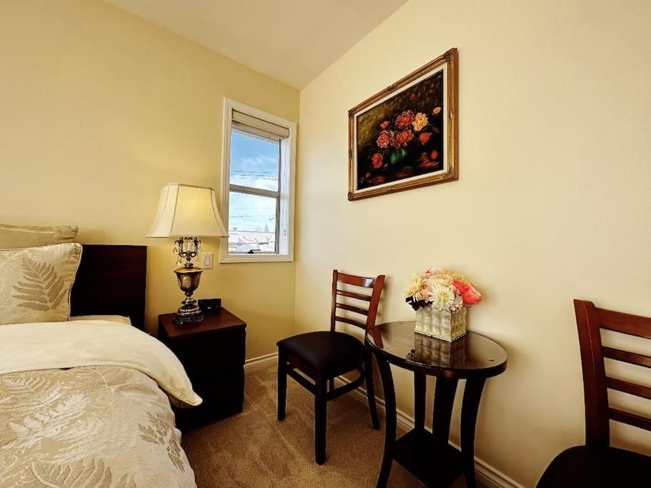 Super Cosy 8Bed & 6Bath In Vancouver Heart Near To Airport And Downtown מראה חיצוני תמונה