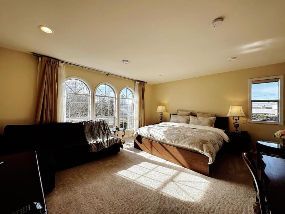 Super Cosy 8Bed & 6Bath In Vancouver Heart Near To Airport And Downtown מראה חיצוני תמונה