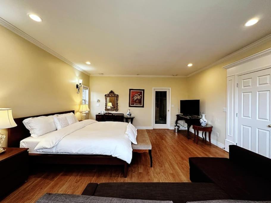 Super Cosy 8Bed & 6Bath In Vancouver Heart Near To Airport And Downtown מראה חיצוני תמונה