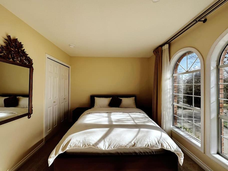 Super Cosy 8Bed & 6Bath In Vancouver Heart Near To Airport And Downtown מראה חיצוני תמונה